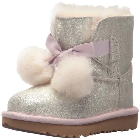 Girls Uggs Gita Silver Metallic boots - Picture 1 of 11